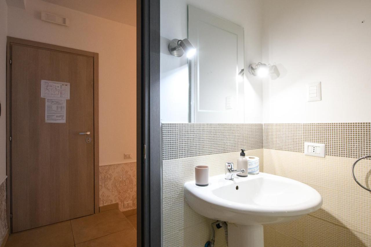 Aurelio Deluxe Rooms Рим Екстериор снимка