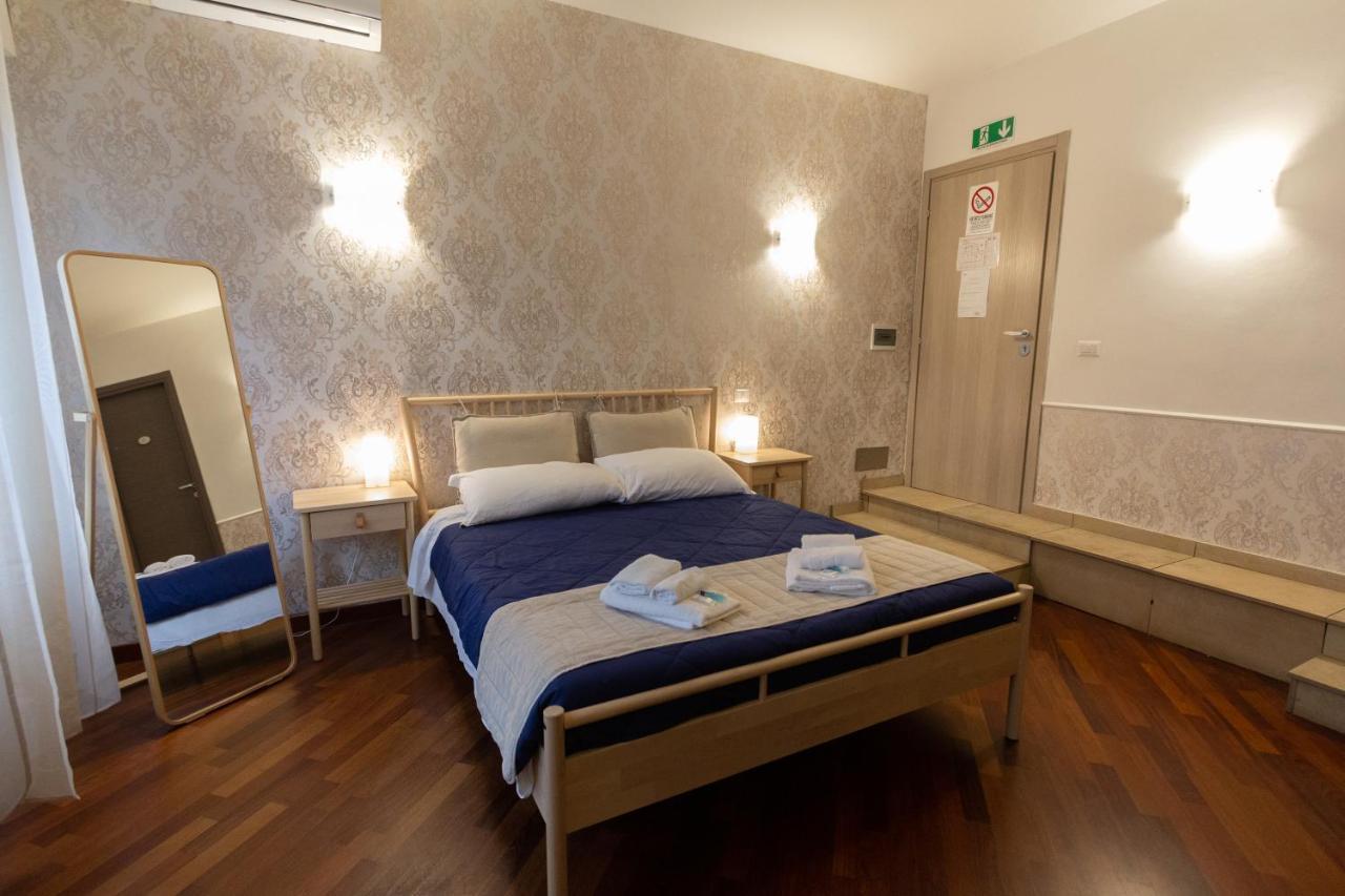 Aurelio Deluxe Rooms Рим Екстериор снимка