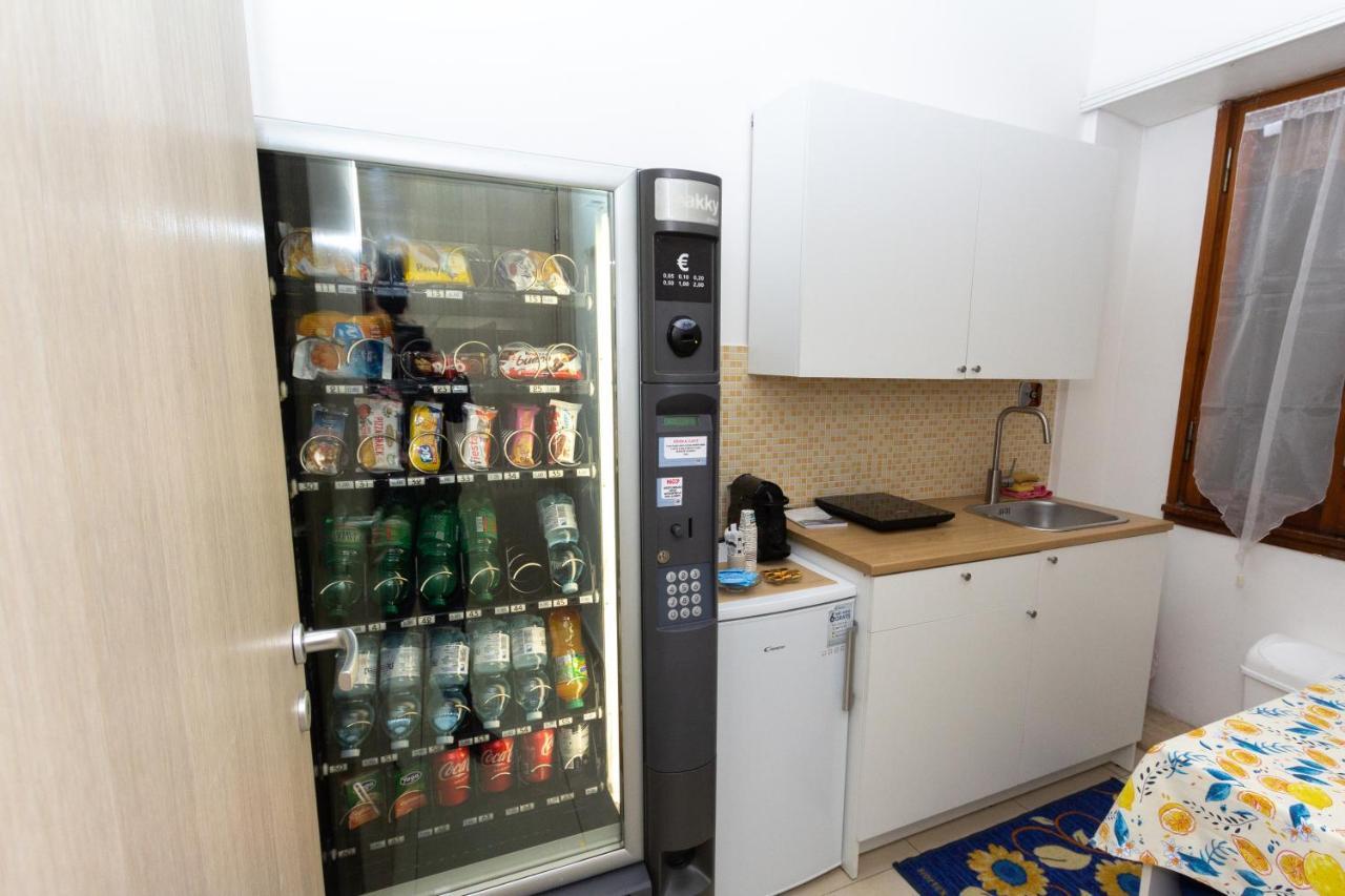 Aurelio Deluxe Rooms Рим Екстериор снимка