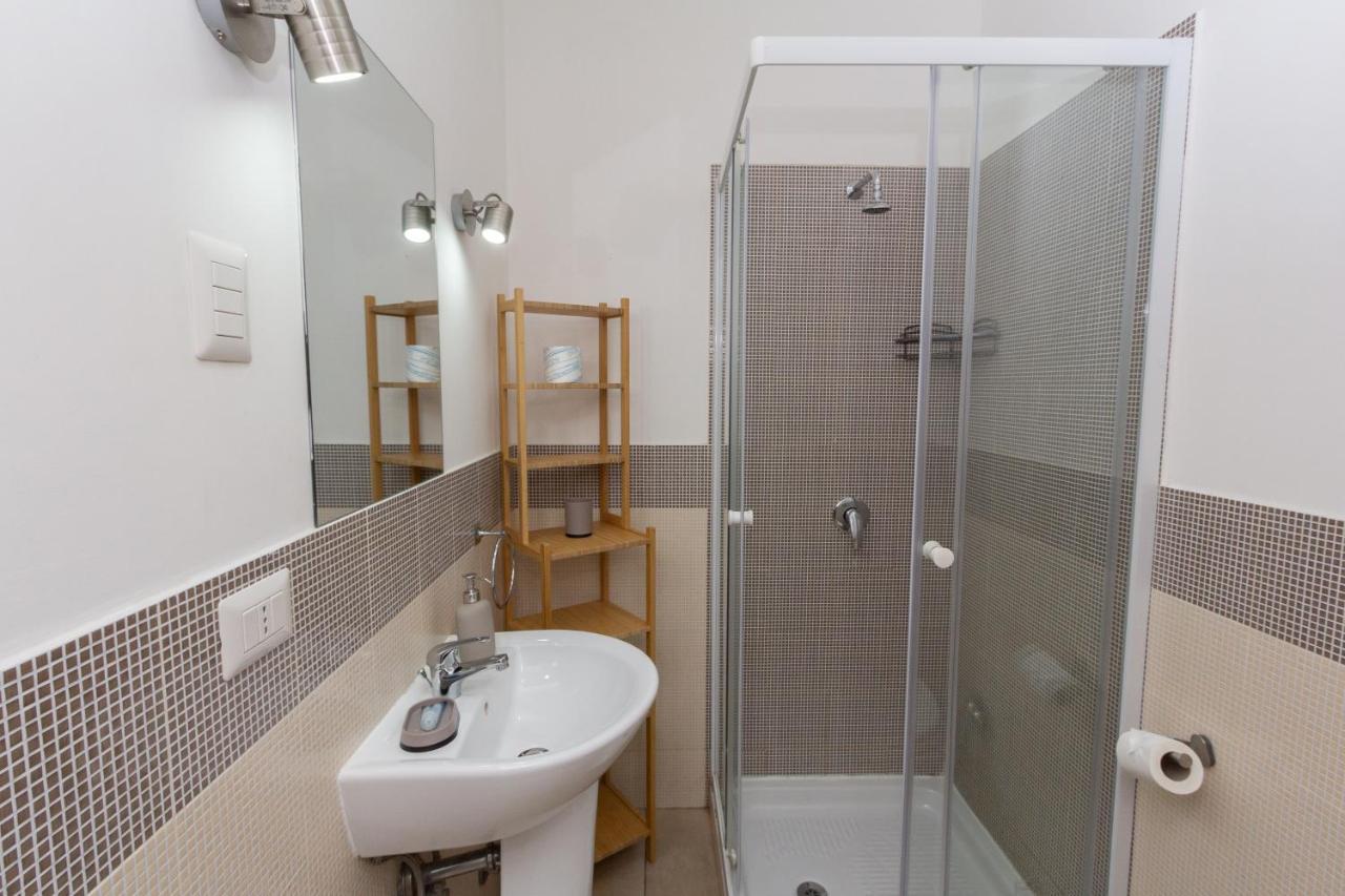 Aurelio Deluxe Rooms Рим Екстериор снимка