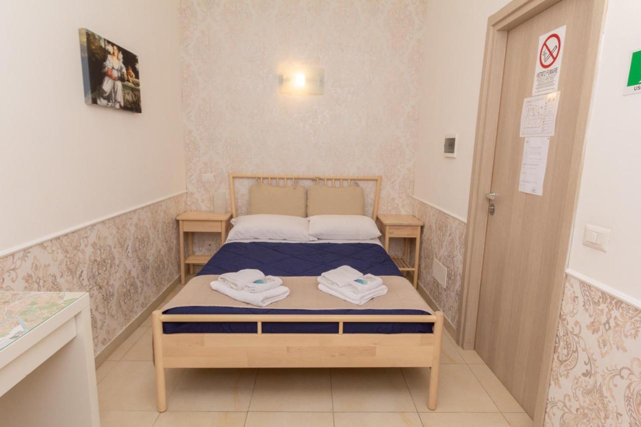 Aurelio Deluxe Rooms Рим Екстериор снимка
